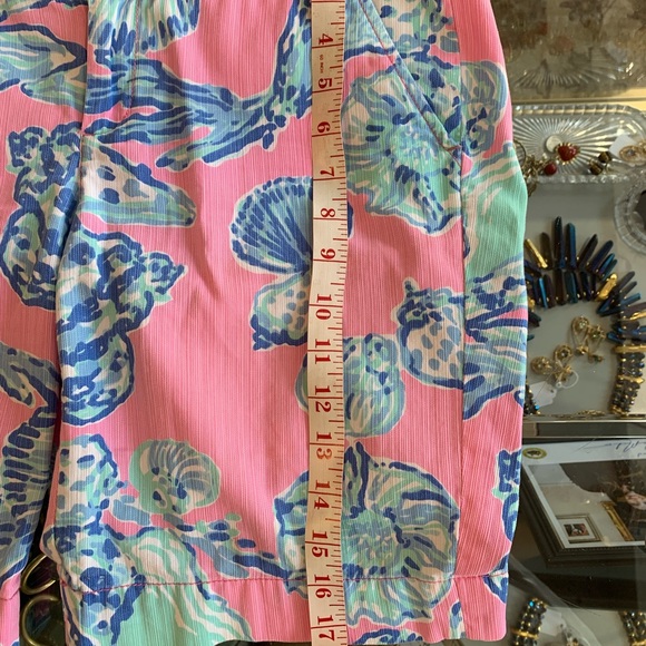 Lilly Pulitzer Barefoot Princess Chipper short - Picture 7 of 7